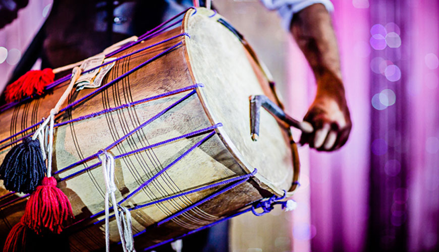 DHOL PLAYER